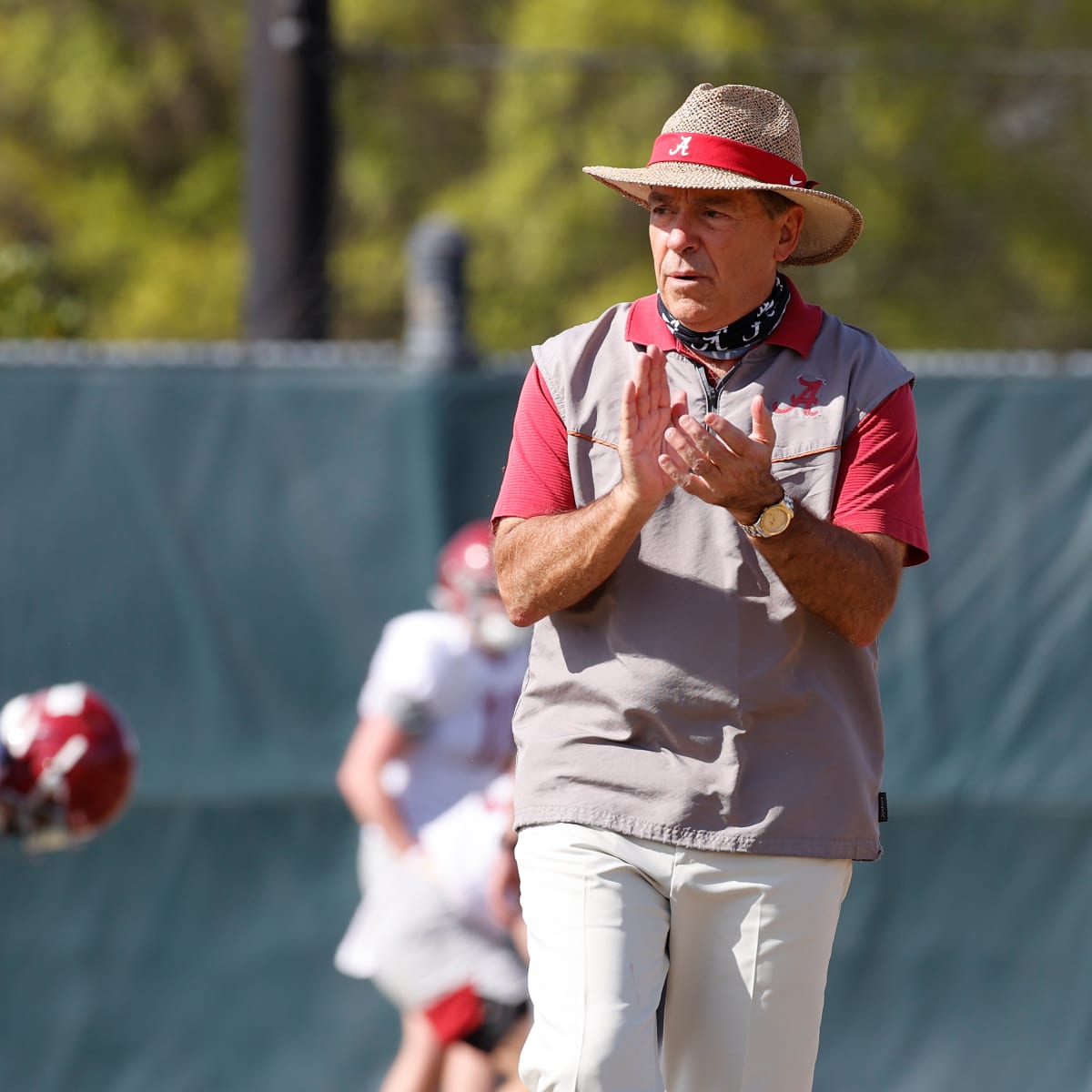 La Salle Coach Shares Thoughts on What Alabama is Getting with 2021 DB Devonta  Smith - Sports Illustrated Alabama Crimson Tide News, Analysis and More