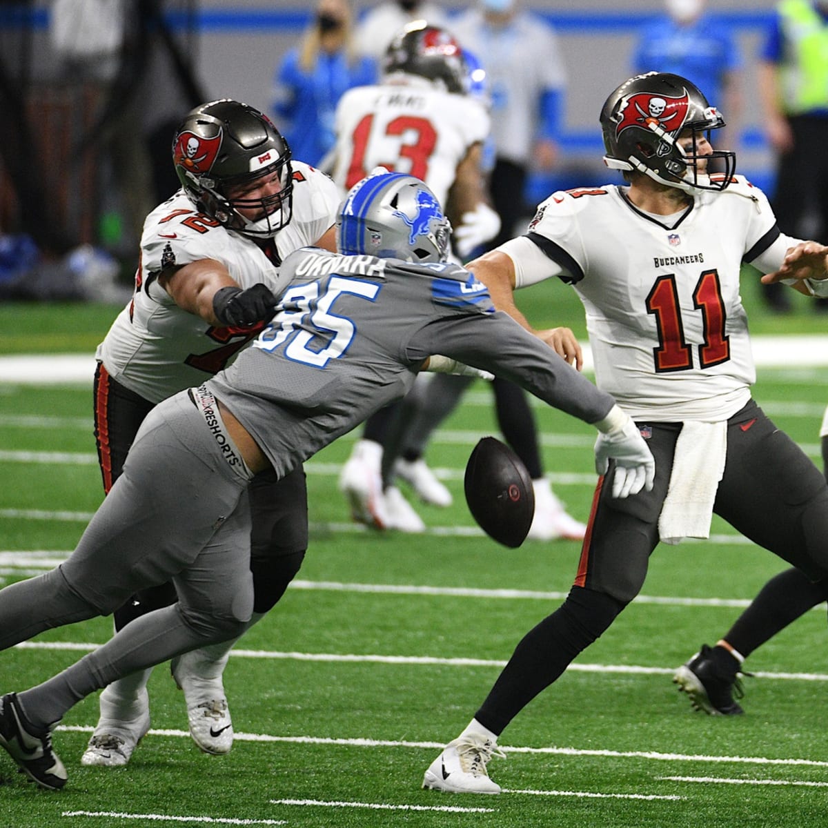 Josh Wells Returns For His Fourth Season -  - Tampa Bay Bucs  Blog, Buccaneers News