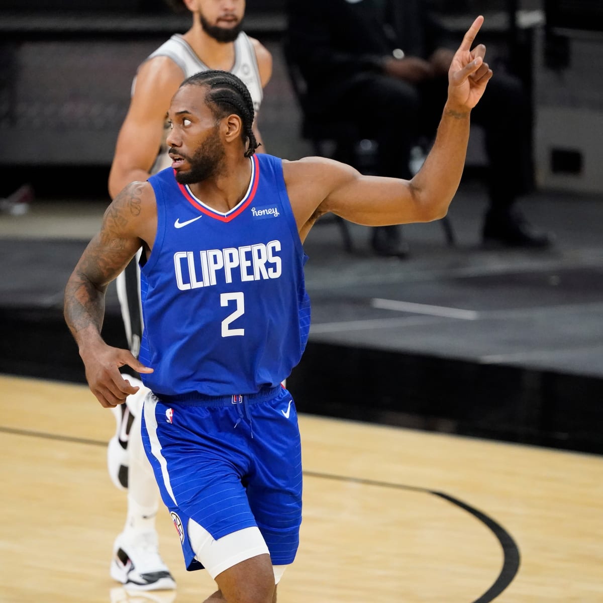 Clippers' Kawhi Leonard Planning to Trademark 'What It Do Baby