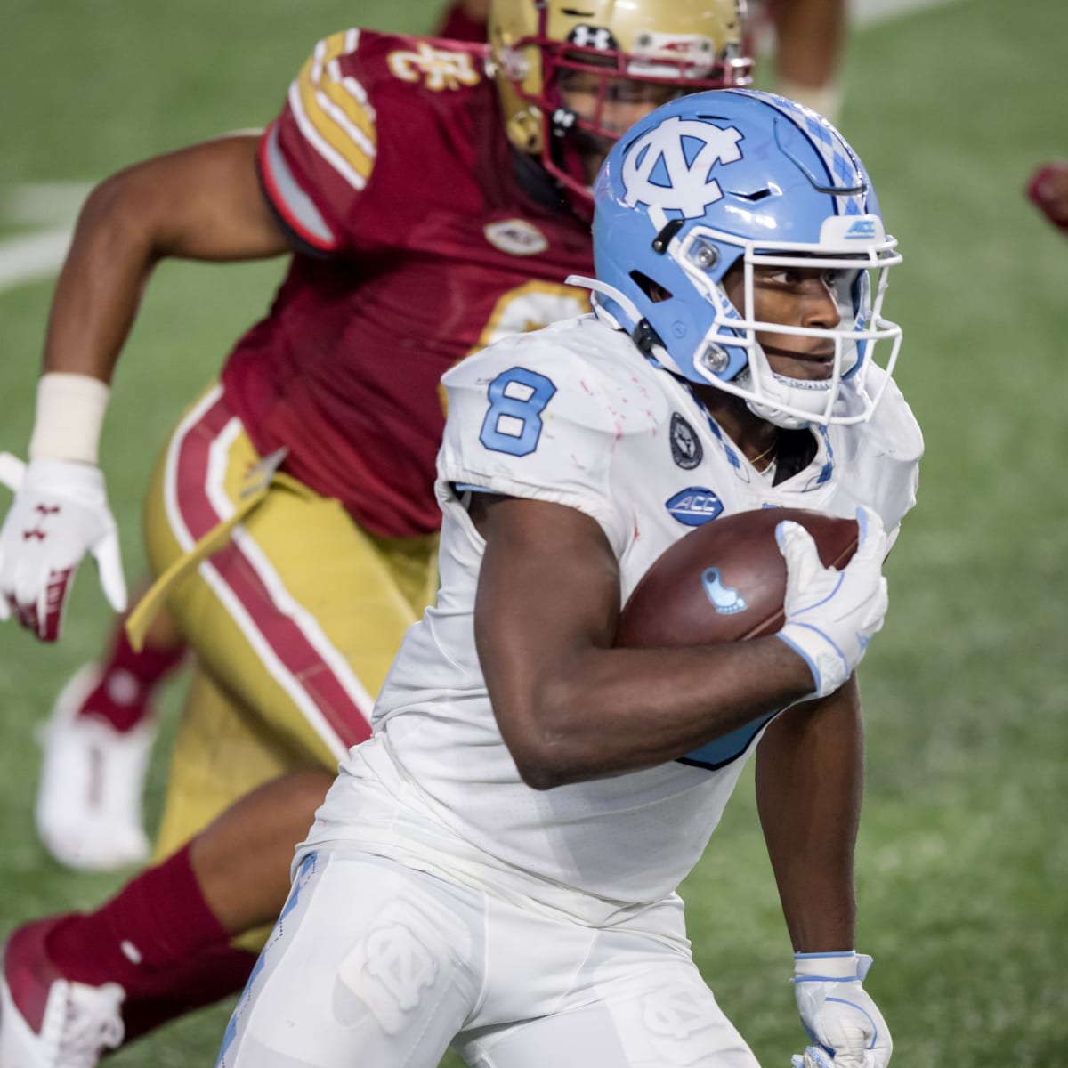 Pro Football Focus Ranks UNC's Williams, Carter Among Top RBs in