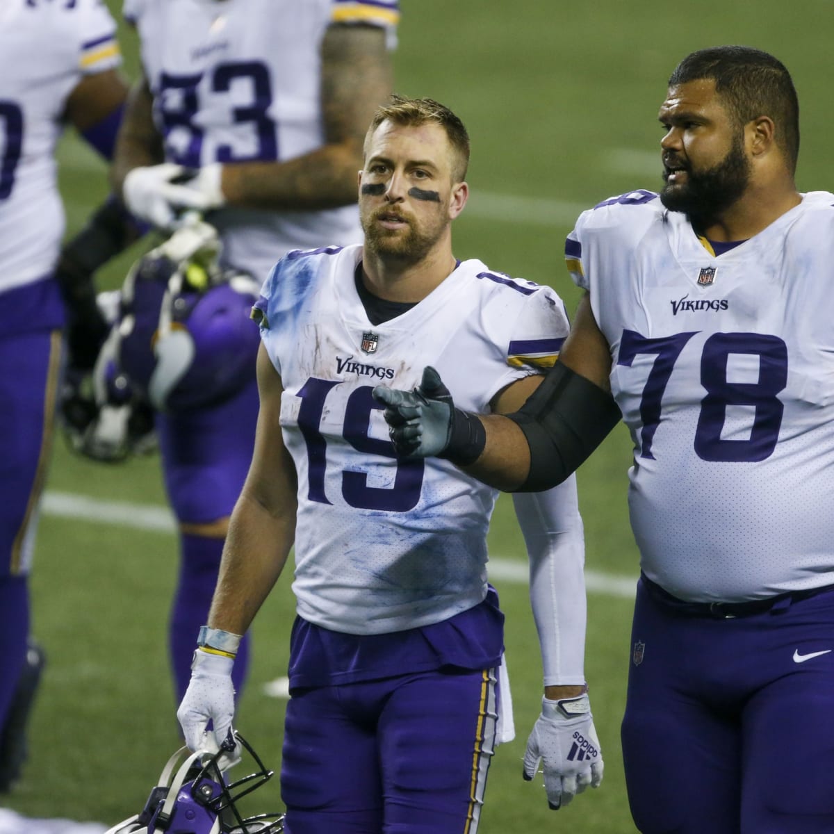 Vikings Re-Sign Veteran Tackle Rashod Hill