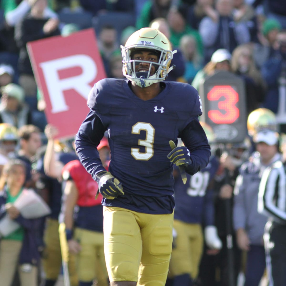 Notre Dame Fighting Irish to wear all-green uniforms for Shamrock Series -  ESPN