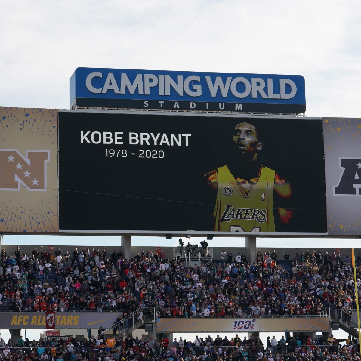 Kobe Bryant Wearing Philadelphia Eagles Jersey Shirt - High
