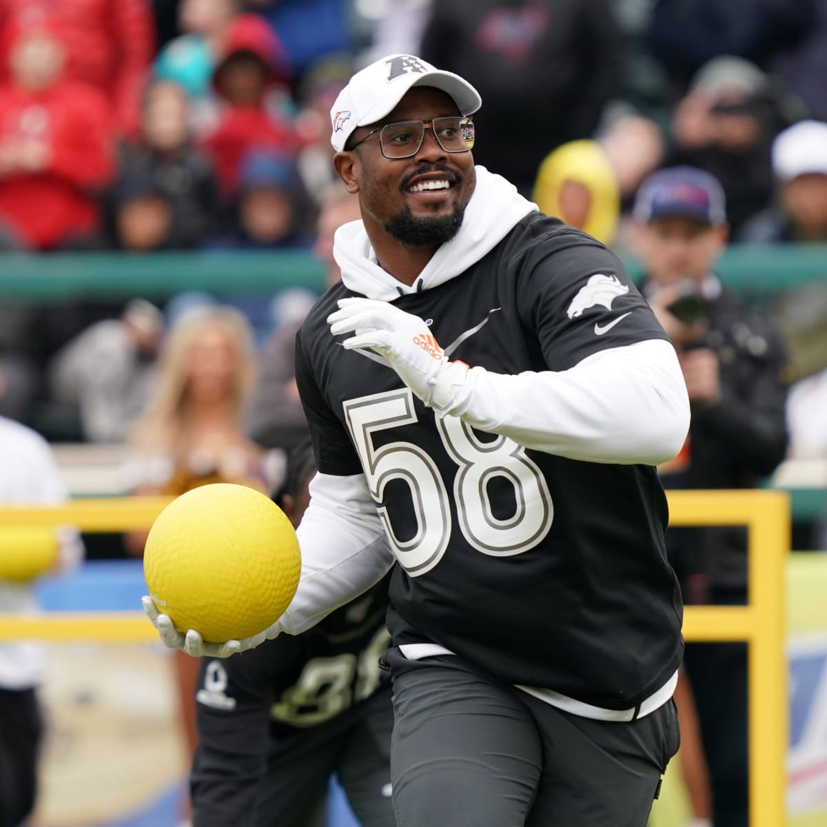 Von Miller named Pro Bowl defensive MVP after win-sealing strip-sack