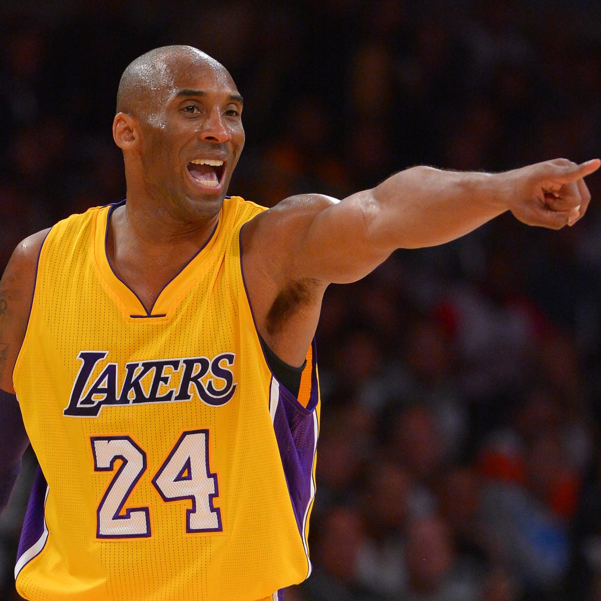 NFL players react to death of Kobe Bryant