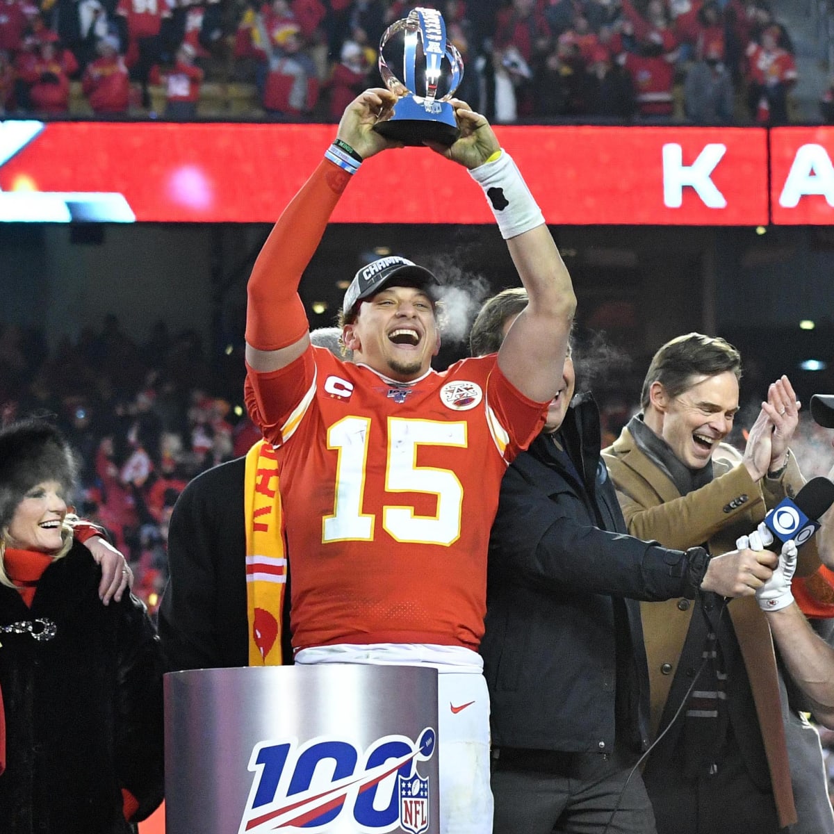 Kansas City Chiefs Clark Hunt talks with the press after training