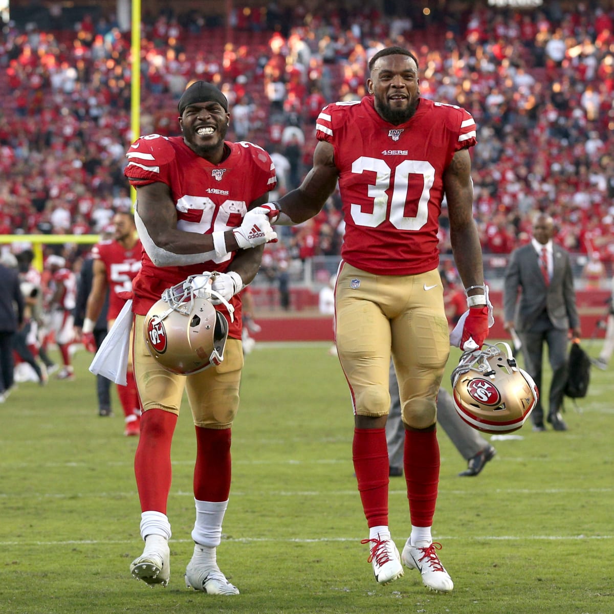 Is Jeff Wilson Jr. a Top-10 Running Back in the NFL? - Sports Illustrated San  Francisco 49ers News, Analysis and More