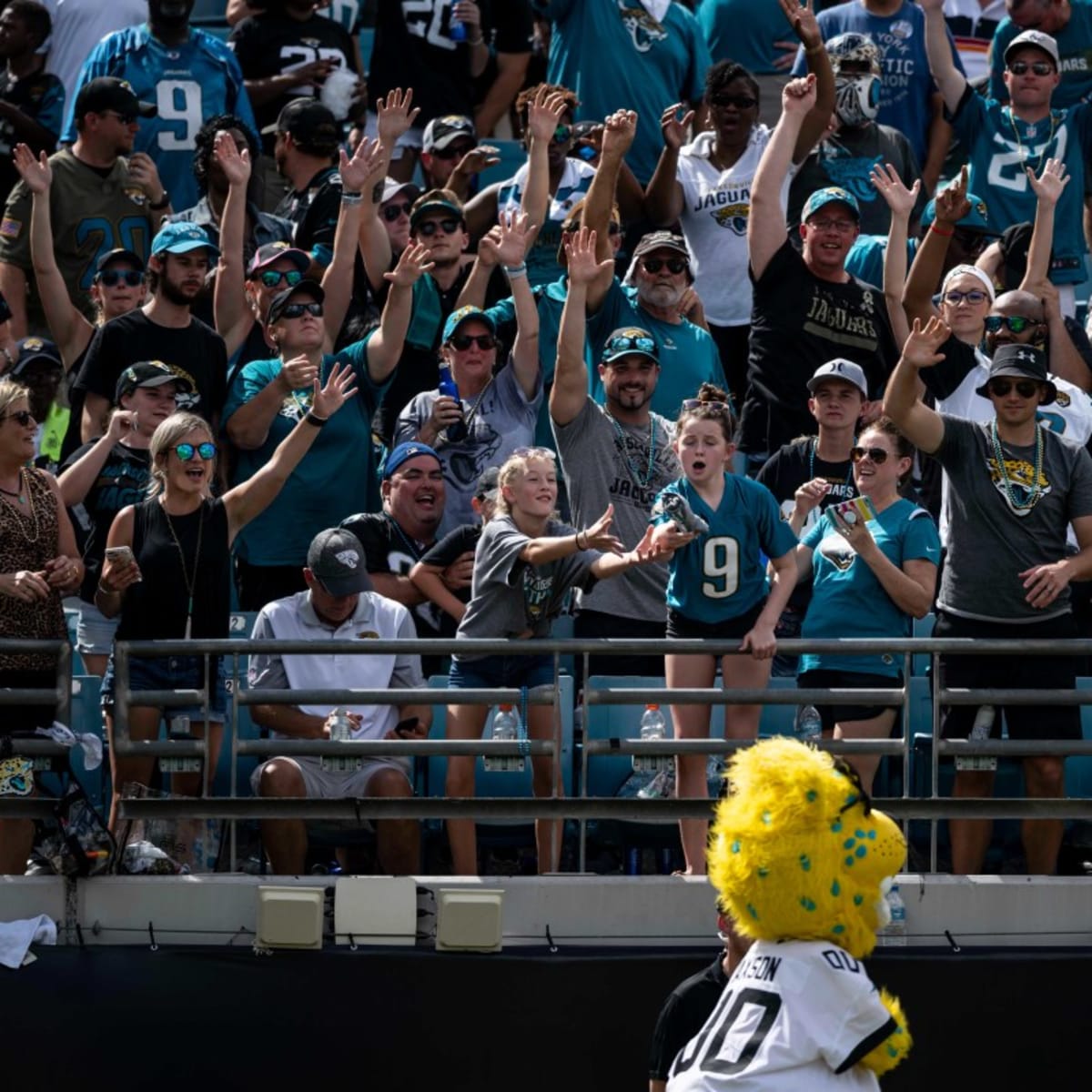 Jaguars add second home game in London for 2020 season