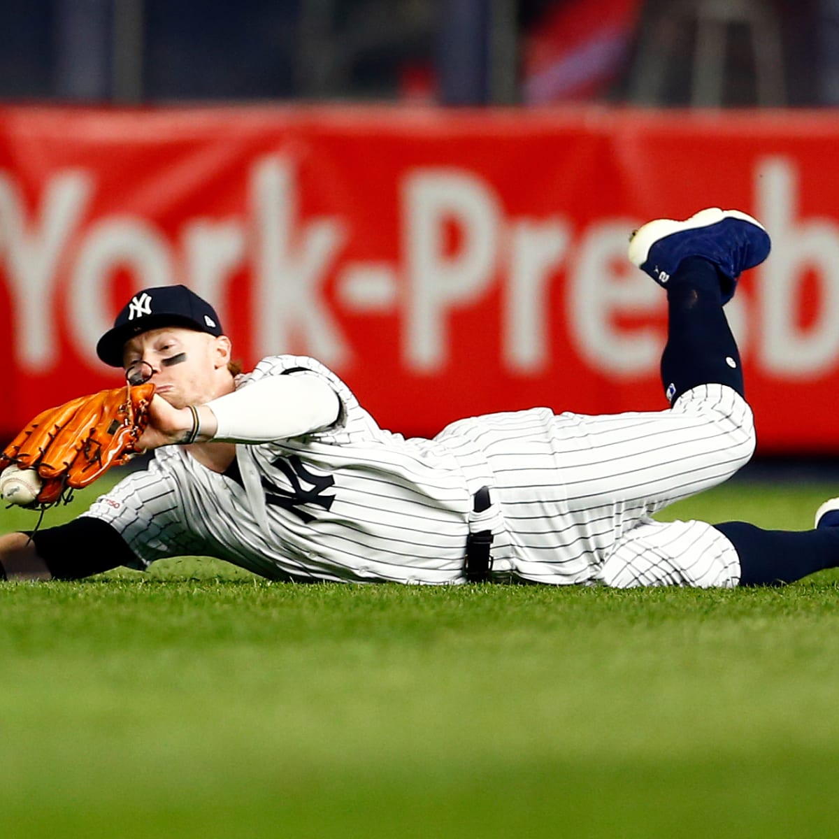 GIo Urshela catch: Yankees shortstop makes Derek Jeter-like play