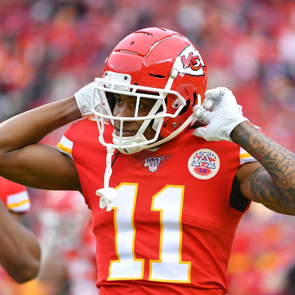 Setting Chiefs over/unders: WRs Tyreek Hill, Chris Conley