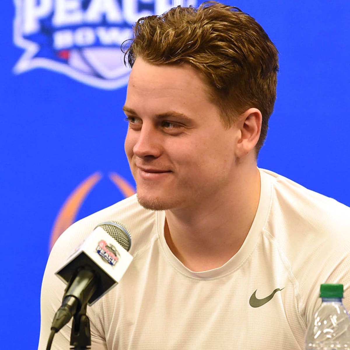 Joe Burrow joins the Manning Cast on 'MNF' to talk about his favorite  nicknames