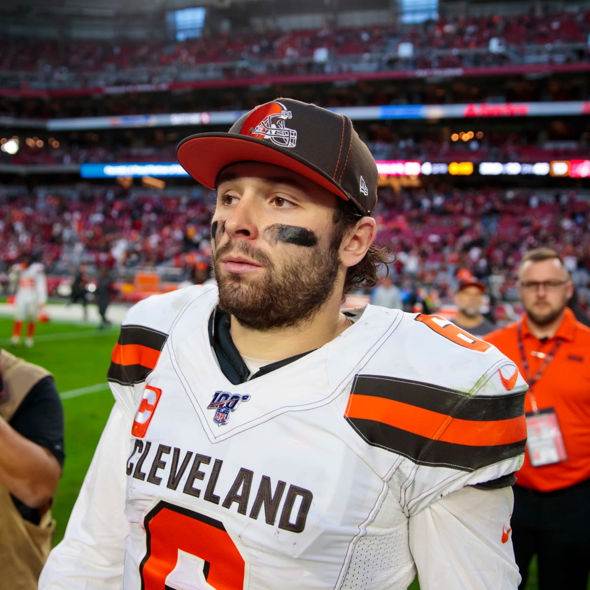 Cleveland Browns reorter Tony Grossi suspended over Mayfield remarks