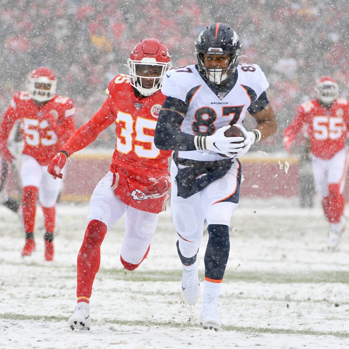 Denver Broncos' TE Noah Fant: Offense isn't Living Up to its Potential -  Sports Illustrated Mile High Huddle: Denver Broncos News, Analysis and More