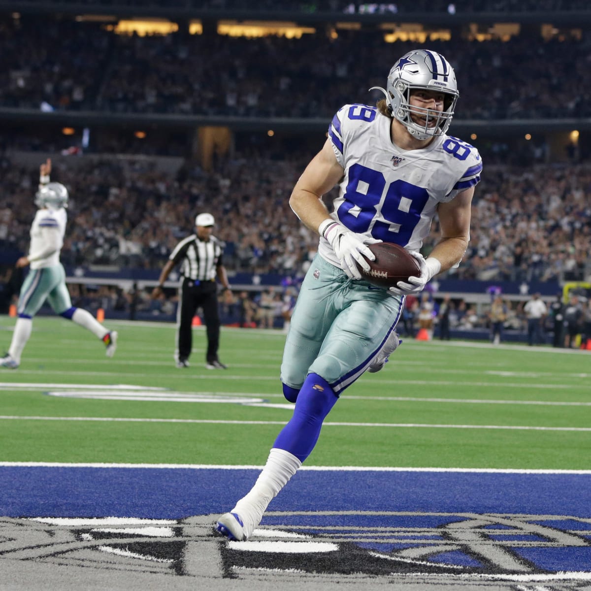 A saturated tight end market could help the Dallas Cowboys