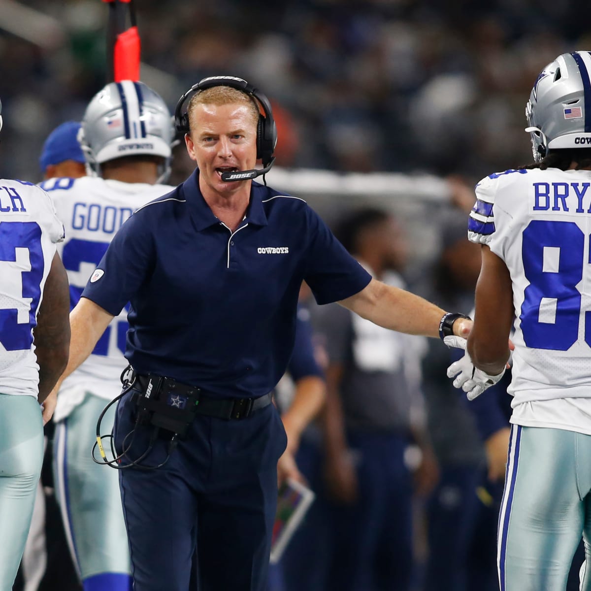 Jerry Jones: Jimmy Johnson's 'sniveling' won't expedite his