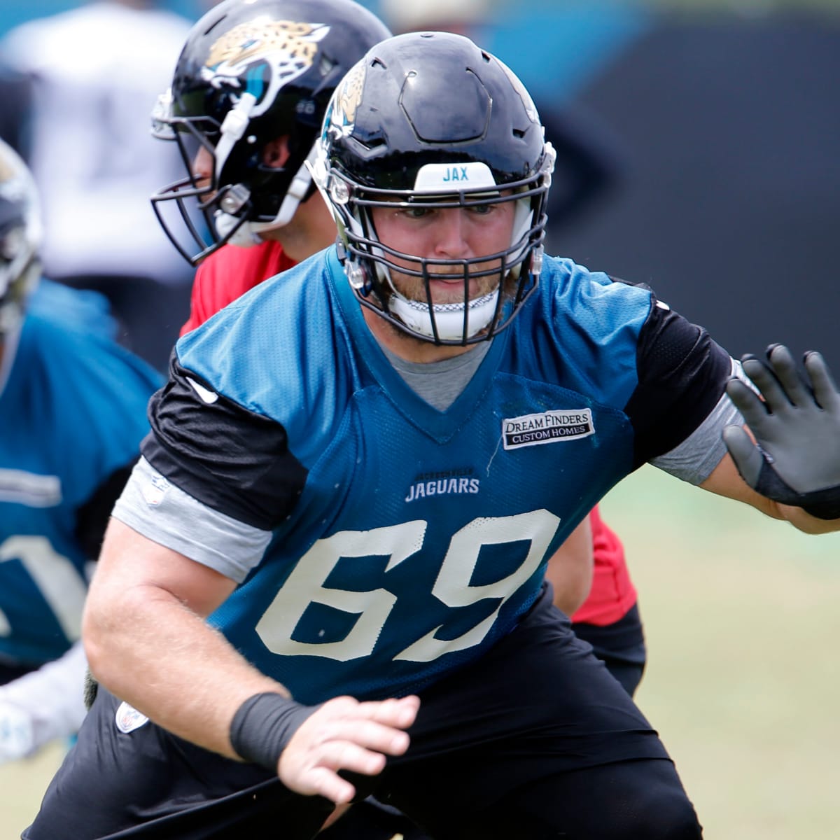 Jacksonville Jaguars re-sign offensive lineman Tyler Shatley, per