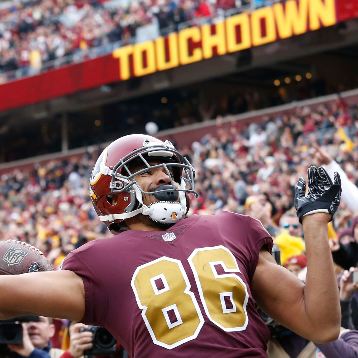 jordan reed signed jersey