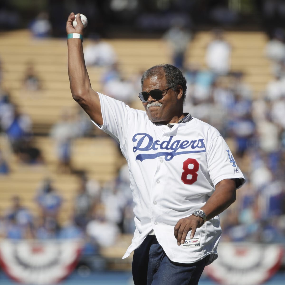 This Day In Dodgers History: Pedro Guerrero Signs Richest Contract