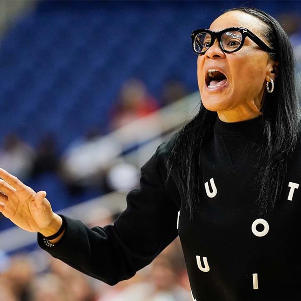 Dawn Staley Contract Details at South Carolina - Boardroom