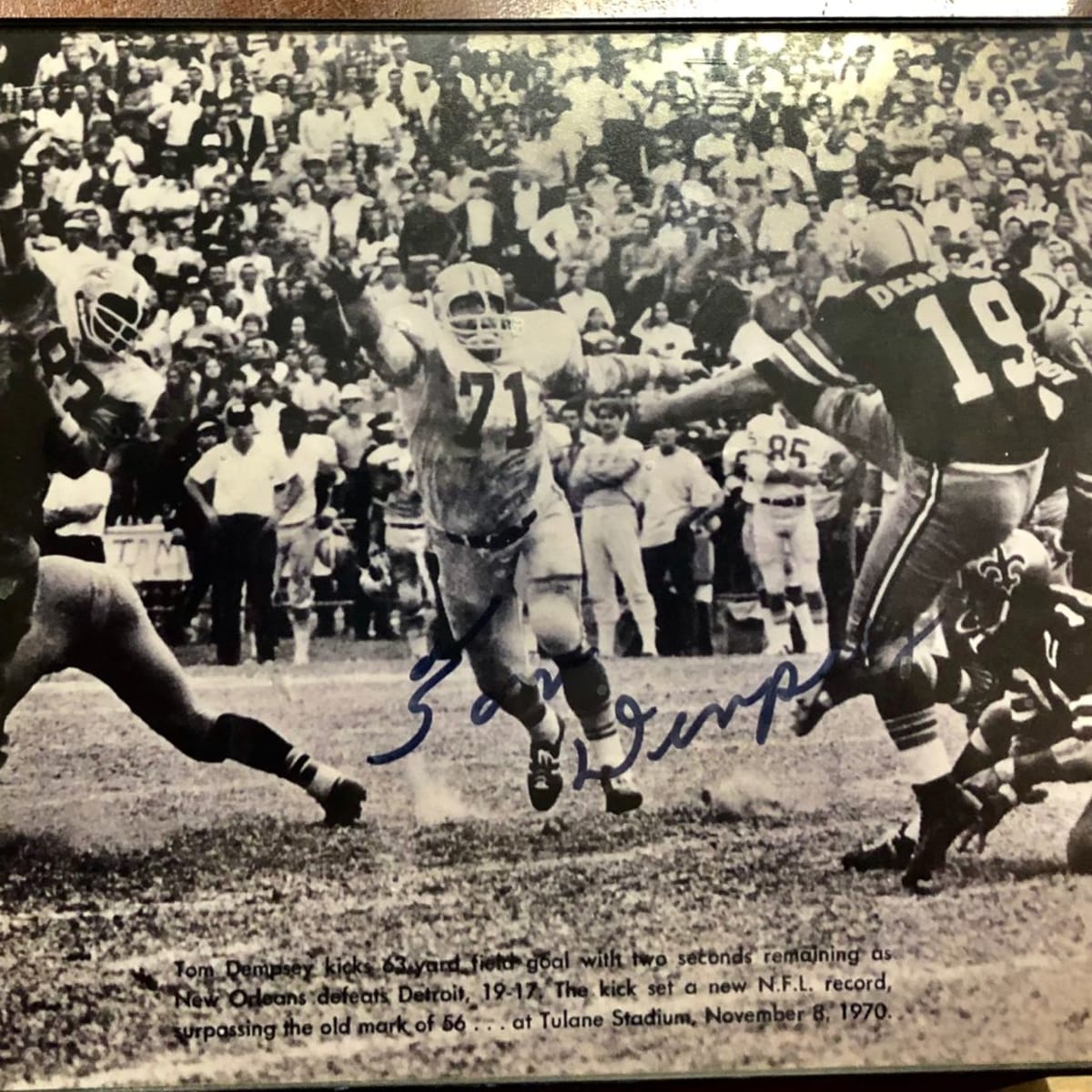 TOM DEMPSEY SIGNED NEW ORLEANS SAINTS 8X10 PHOTO #1a RIP!