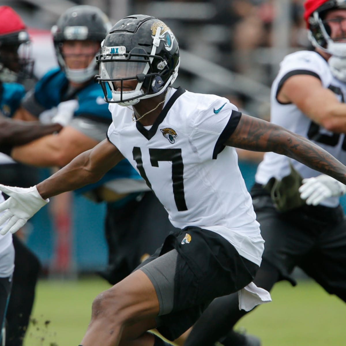 Jacksonville Jaguars CB Tre Herndon on Pro Bowl Teammate DJ Chark: 'His  Stats Speak for Themselves' - Sports Illustrated Jacksonville Jaguars News,  Analysis and More