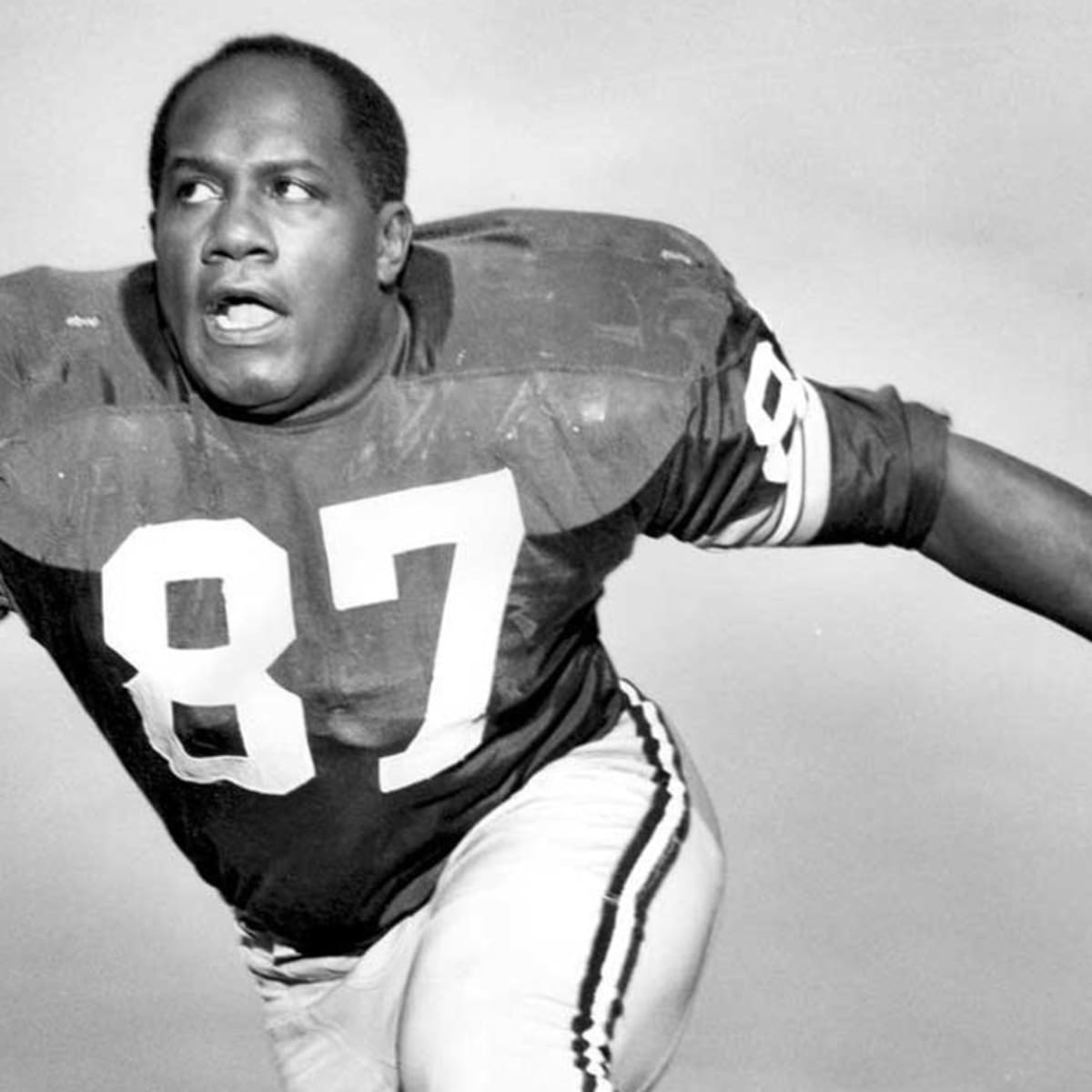 Willie Davis, Packers Hall of Famer, Is Dead at 85 - The New York Times