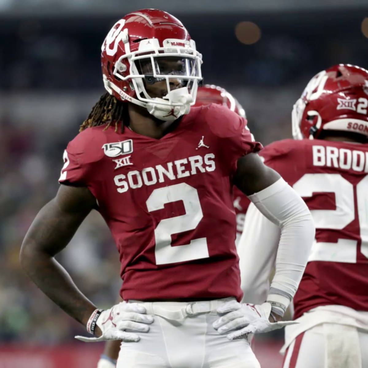 San Francisco 49ers Must Pull the Trigger if Oklahoma Wide Recevier CeeDee  Lamb Falls to 13 - Sports Illustrated San Francisco 49ers News, Analysis  and More