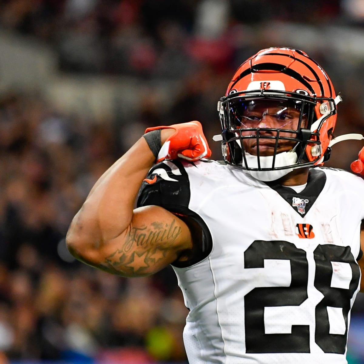 Bengals: Joe Mixon teases he'll negotiate for new uniforms next year