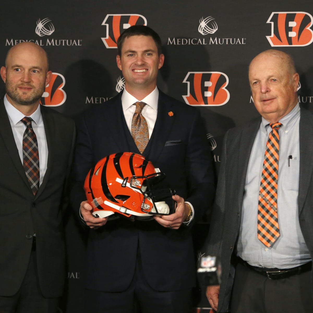 Chad Johnson Has Hilarious Exchange With Cincinnati Bengals Head Coach Zac  Taylor - Sports Illustrated Cincinnati Bengals News, Analysis and More