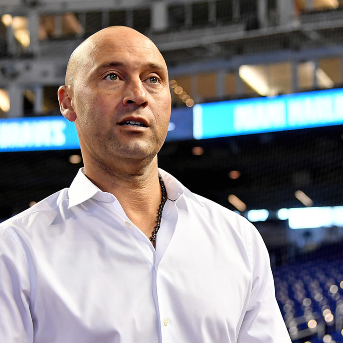 Derek Jeter Forgoes Entire Miami Marlins Salary Amid Coronavirus