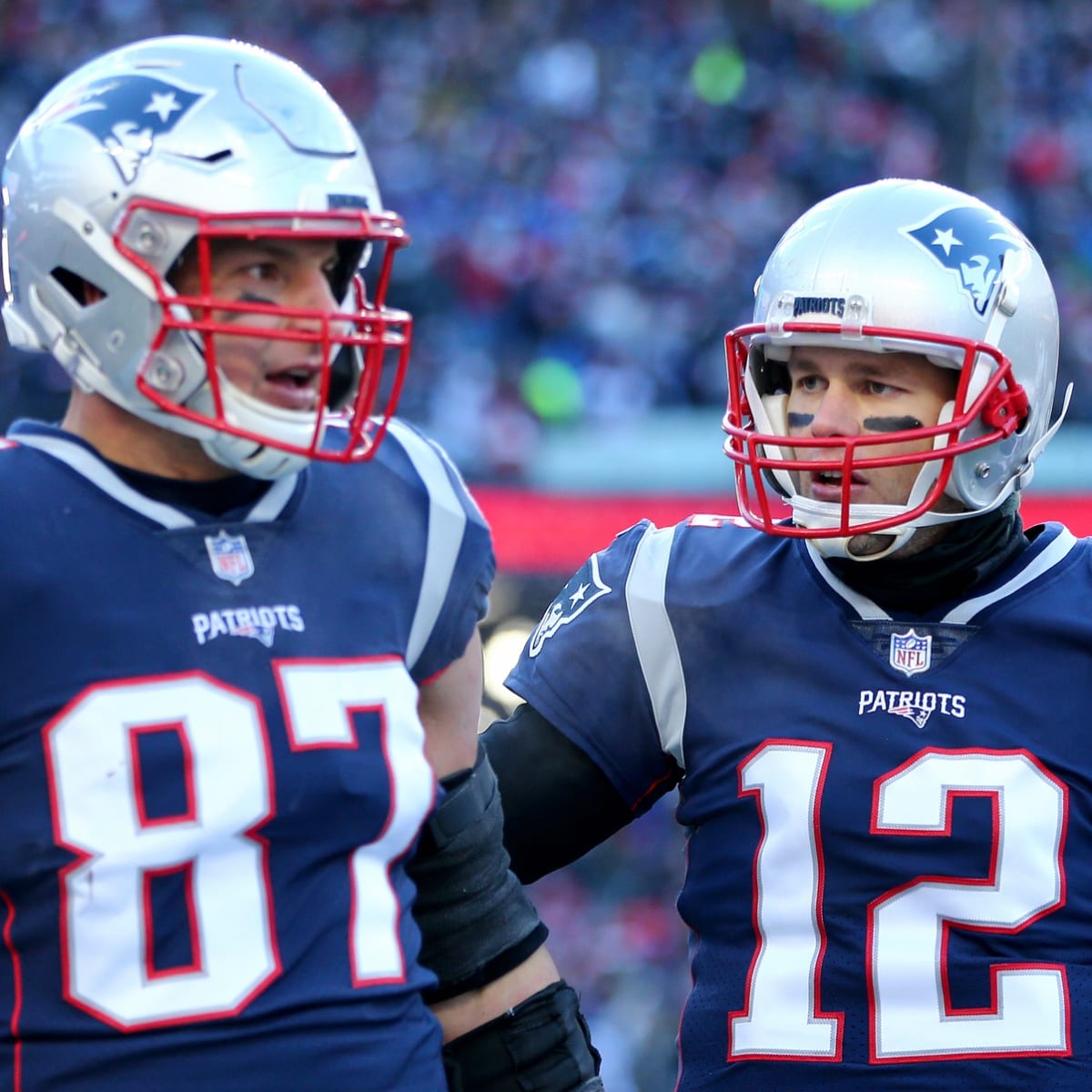 Rob Gronkowski joins Tom Brady with Buccaneers in Patriots getaway - Sports  Illustrated