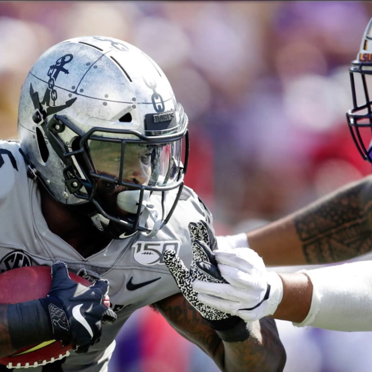 Ke'Shawn Vaughn of the Tampa Bay Buccaneers rushes the ball