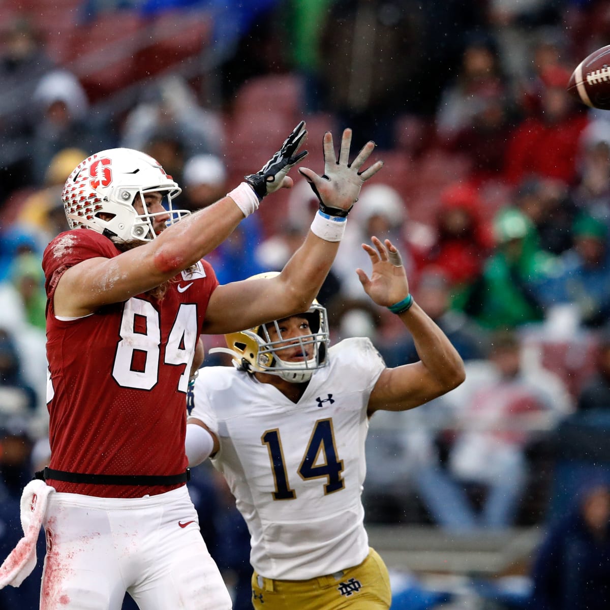 Seattle Seahawks tight end Colby Parkinson (84) during an NFL football game  against the Arizona Cardinals, Sunday, Oct. 16, 2022, in Seattle, WA. The  Seahawks defeated the Cardinals 19-9. (AP Photo/Ben VanHouten