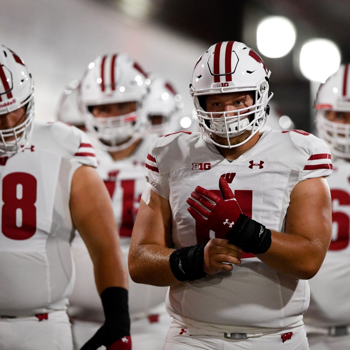 Wisconsin Badgers football: new Dallas Cowboys center Tyler