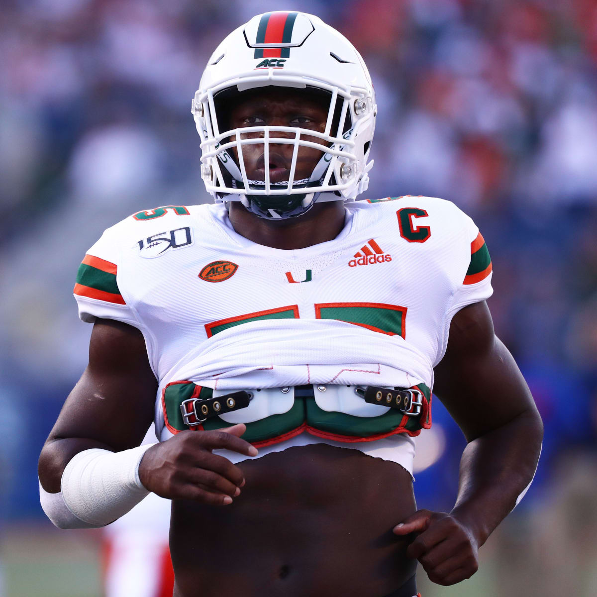 Miami Hurricanes LB Shaq Quarterman (@shaq_da_gr8 ) has been