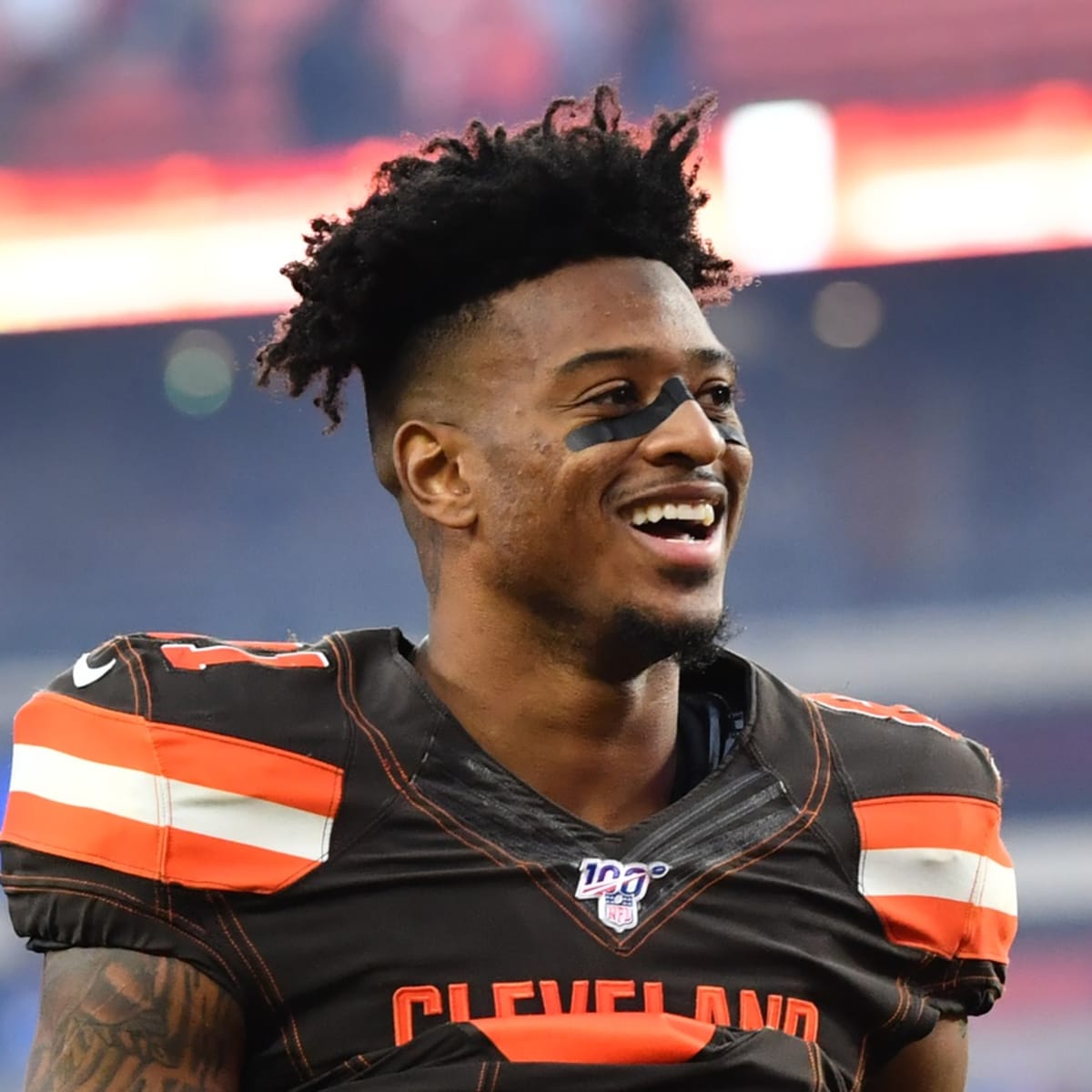 Hollywood' not heading for hills: Receiver Rashard Higgins re-signs with  Browns - The Athletic