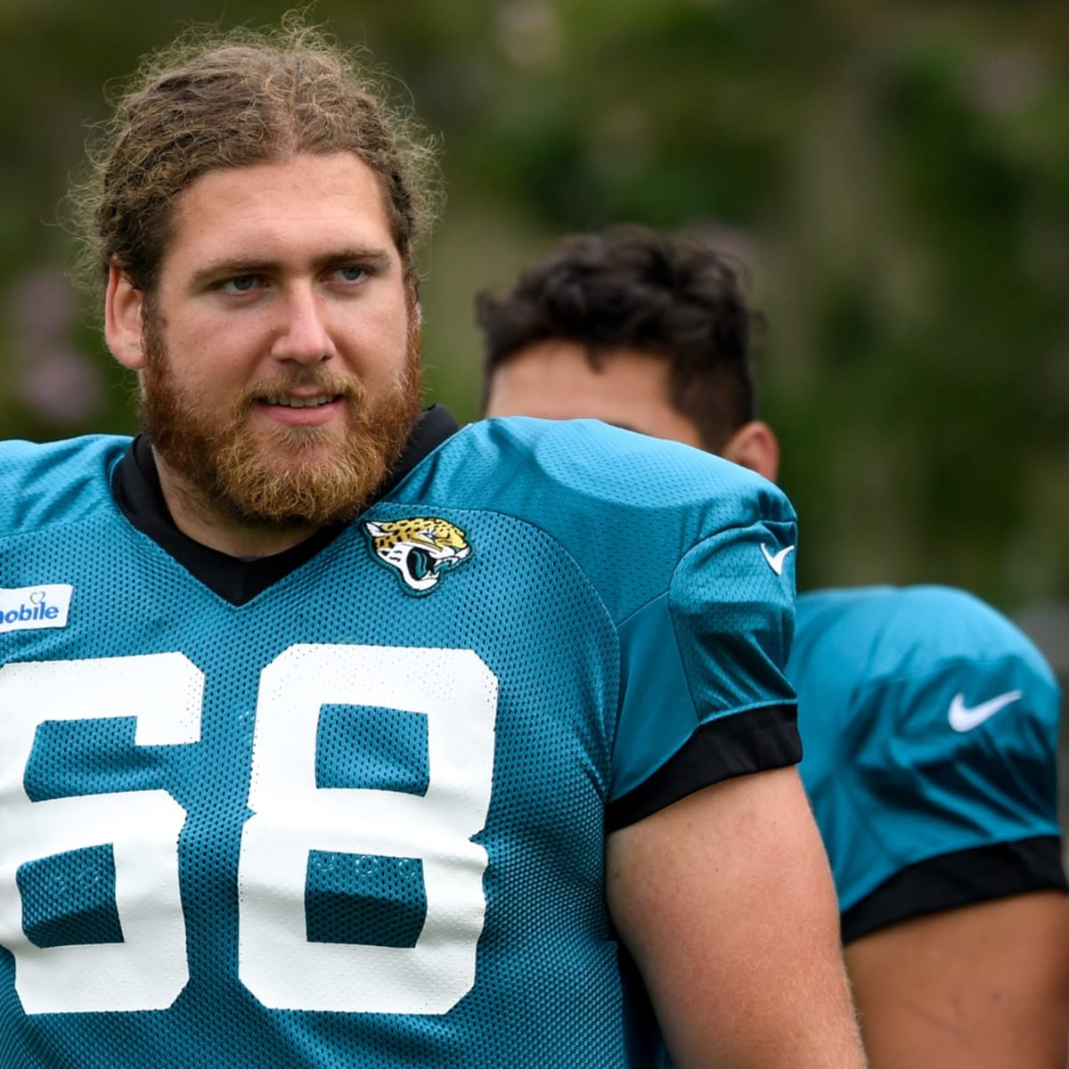 Guard Andrew Norwell signs with Jaguars