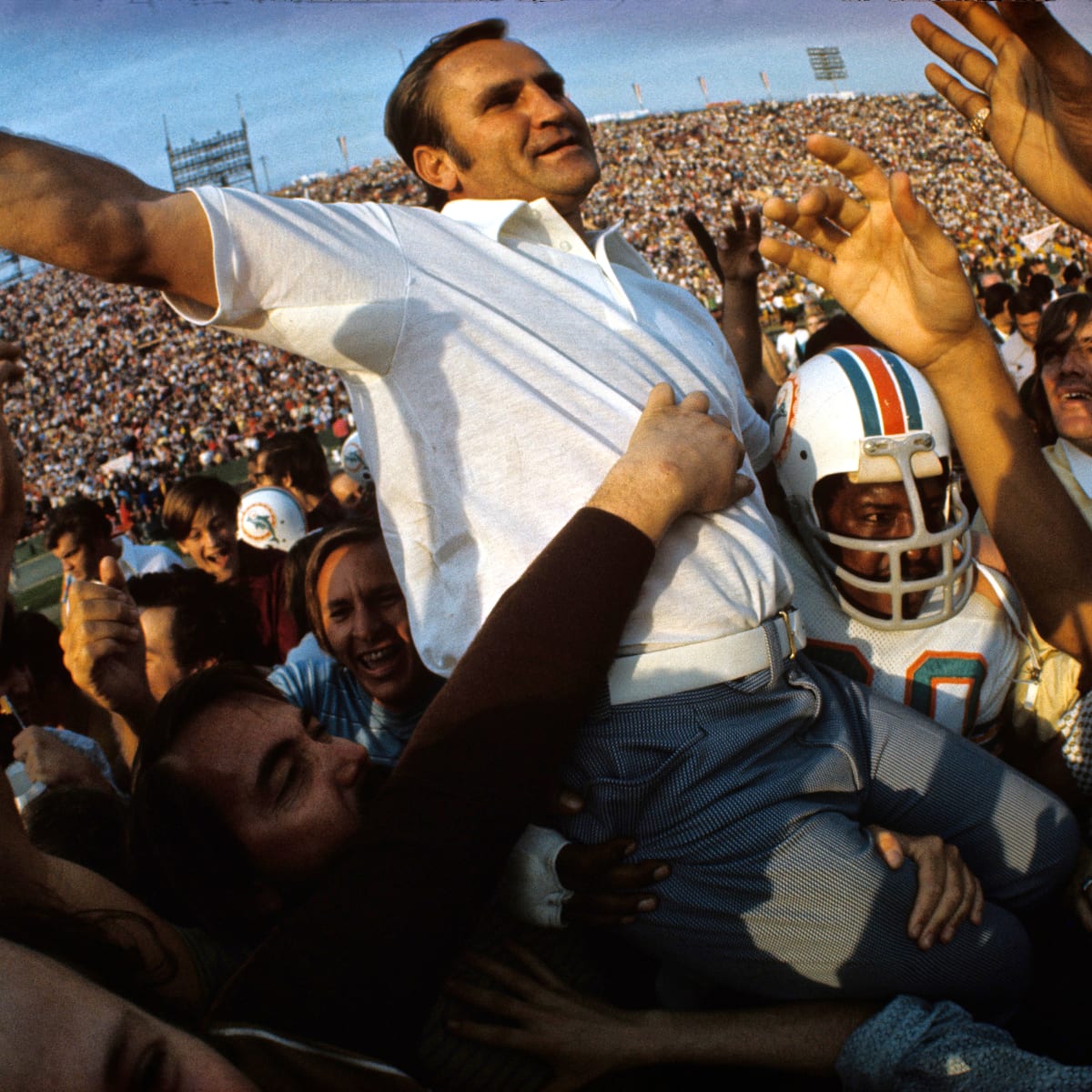 Super Bowl VIII: Vikings have Fran Tarkenton, but Dolphins have Larry Csonka