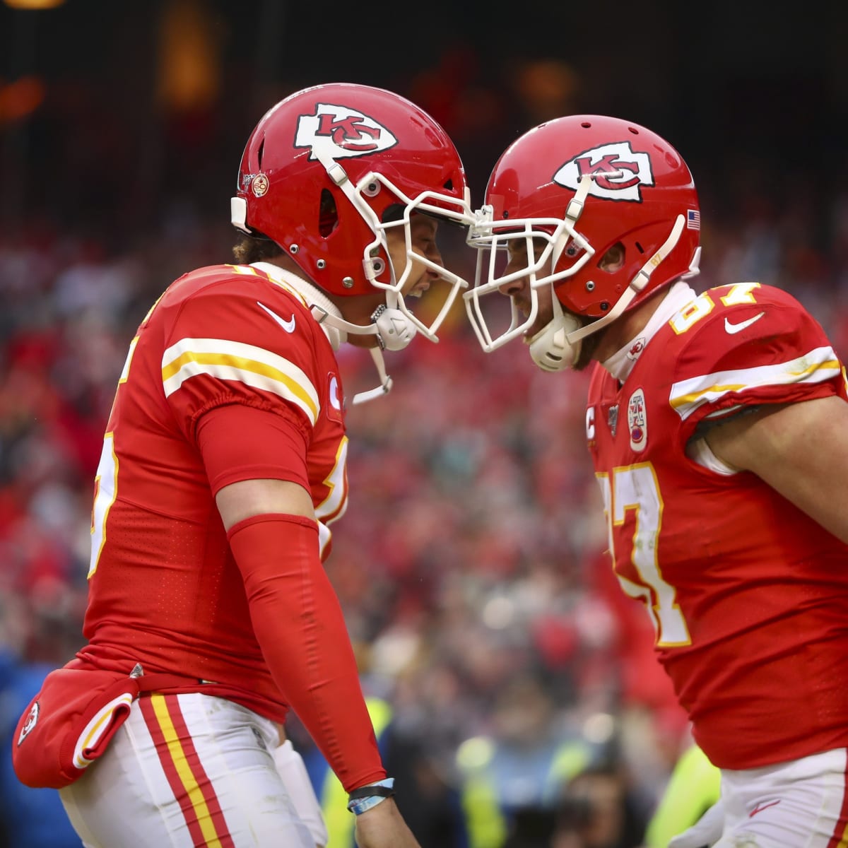 Patrick Mahomes, Travis Kelce win celebrity golf match against