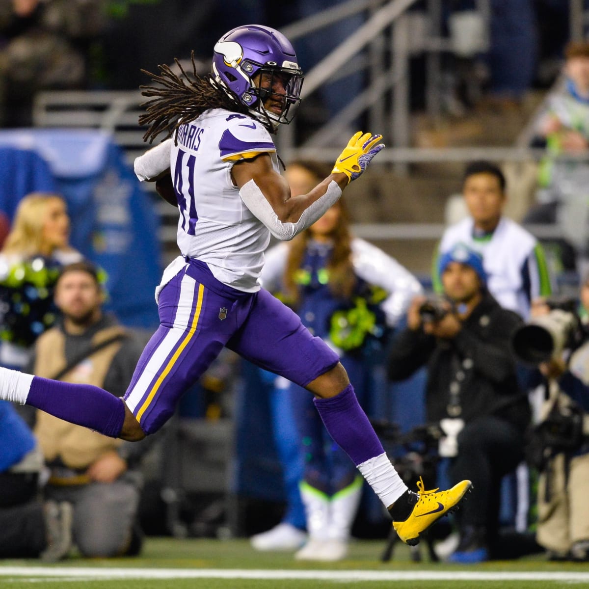 Minnesota Vikings Use Franchise Tag on Anthony Harris - Last Word on Pro  Football