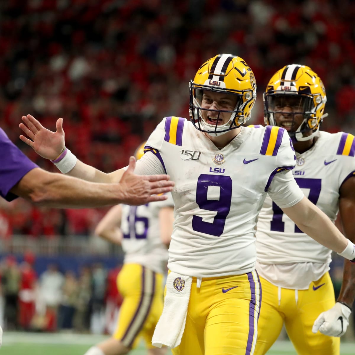 He's the unquestioned leader': How Joe Burrow remained poised in