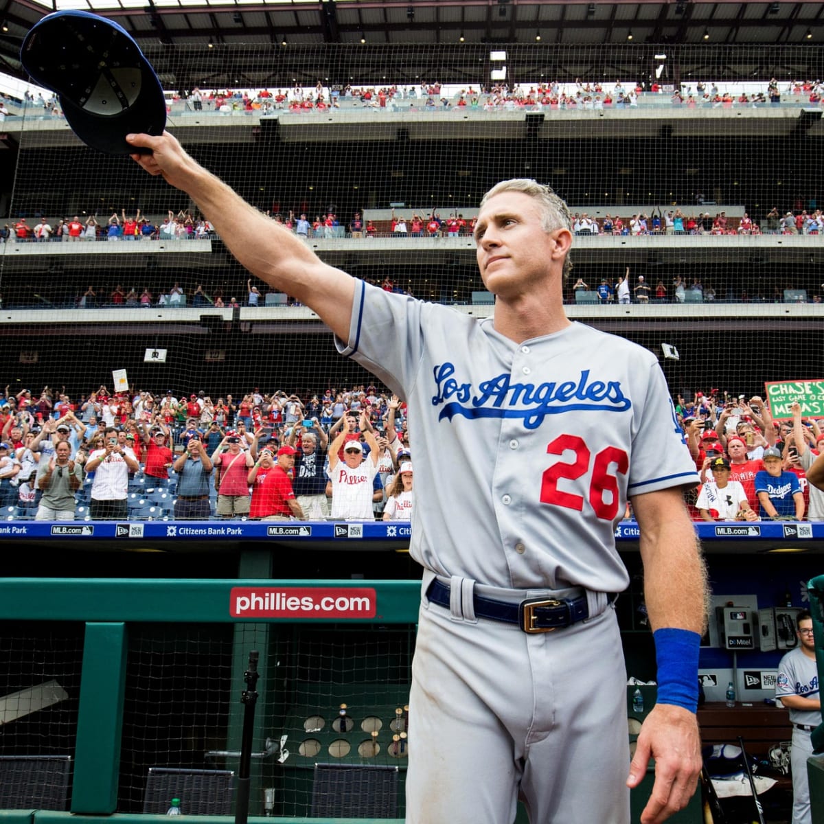 WATCH: Chase Utley Drops Puck On Dodgers Night For Kings-Calgary Game At  Staples Center