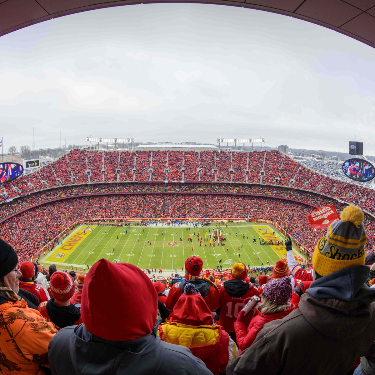 Kansas City Chiefs plan to have limited number of fans in seats for the 2020 -21 season