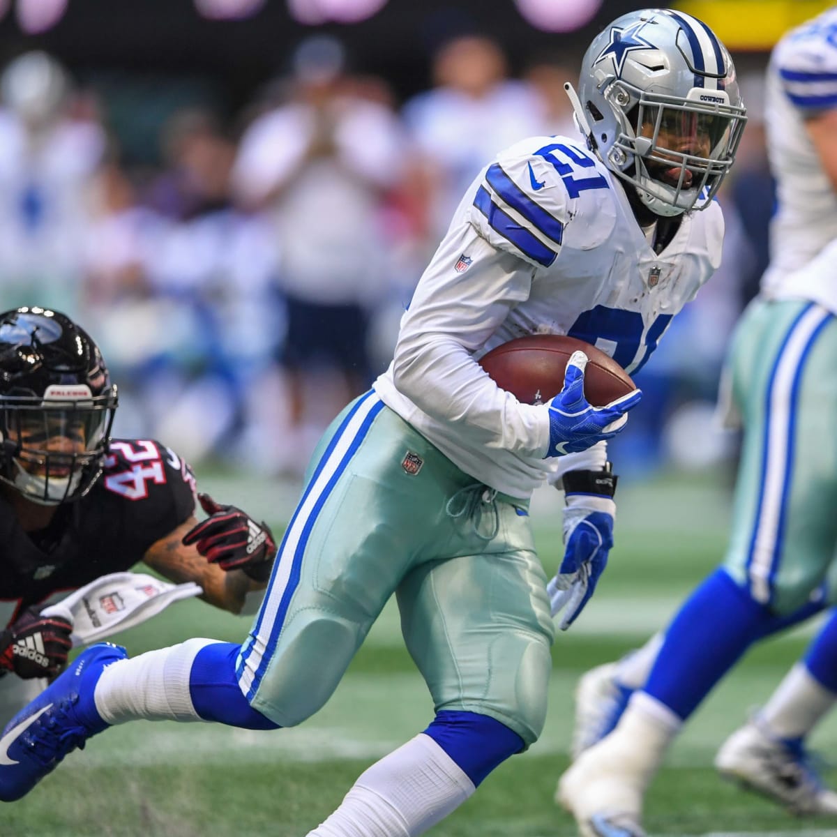 Ezekiel Elliott, Dak Prescott and Jaylon Smith Compete in