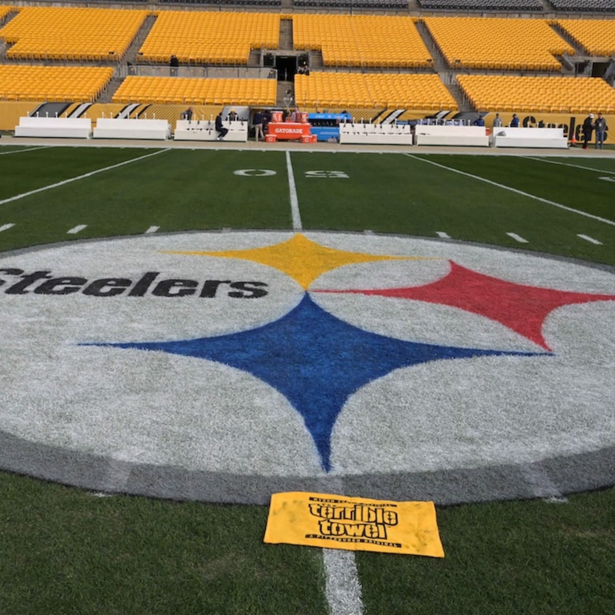 Pittsburgh Steelers On-Field Gatorade Towel 