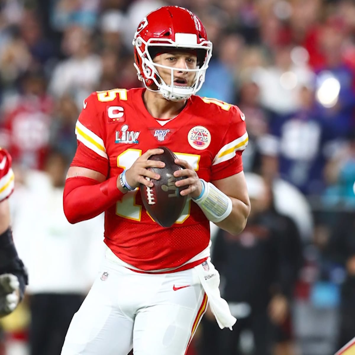 Chiefs expect Mahomes by summer; Fisher, Schwartz by fall