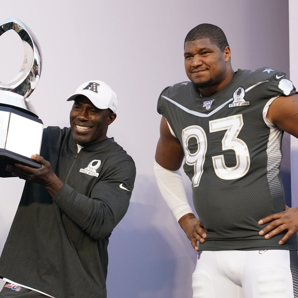 Ravens Should Consider Bringing Back Defensive End Calais Campbell - Sports  Illustrated Baltimore Ravens News, Analysis and More