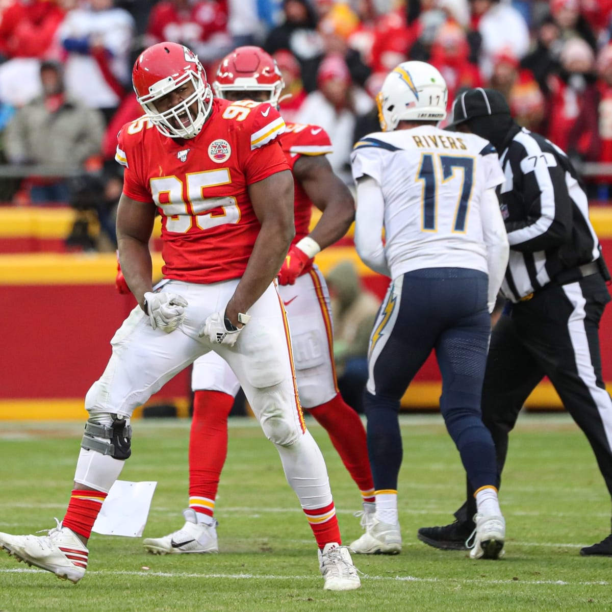 Kansas City Chiefs defensive tackle Chris Jones (95) wears Salute to Service  decal during an NFL