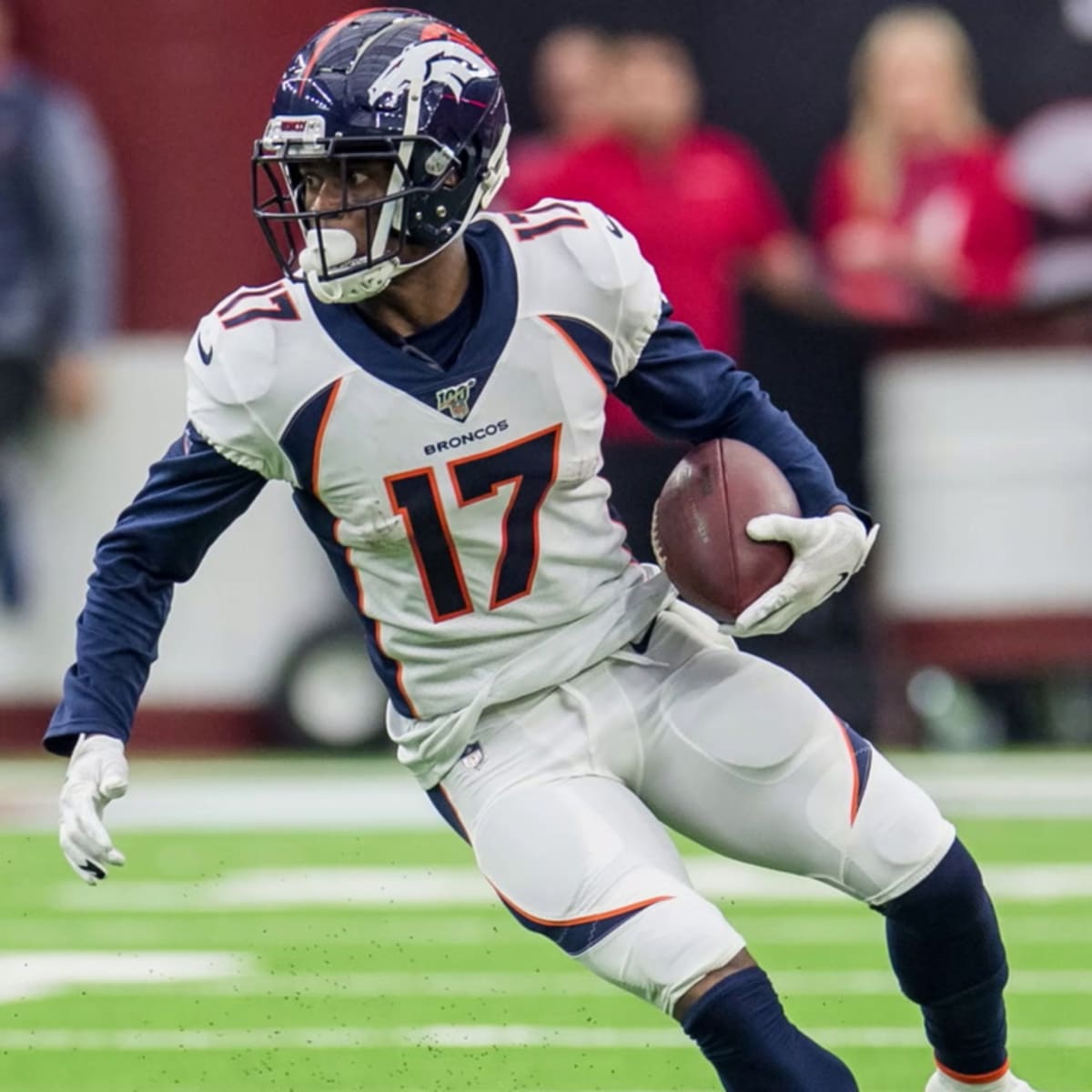 AP source: Broncos WR DaeSean Hamilton injures knee offsite