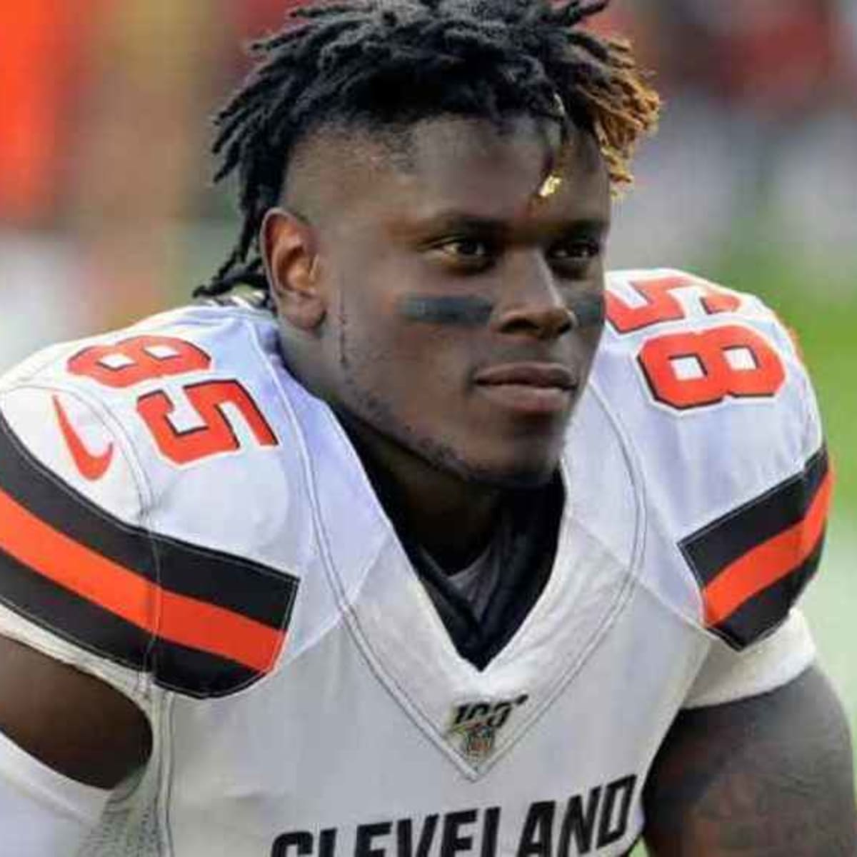 Cleveland Browns TE David Njoku asks for trade, agent says - ESPN